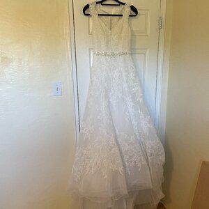 Oleg Cassini Wedding Dress